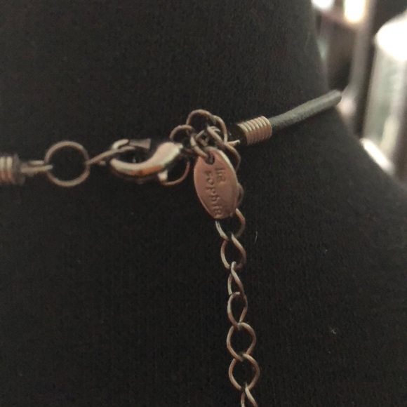 ❤️MARK DOWN❤️Lia Sophia Necklace & Earrings - Picture 4 of 4